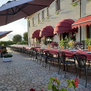Couette-café Ca Vittoria, Busco